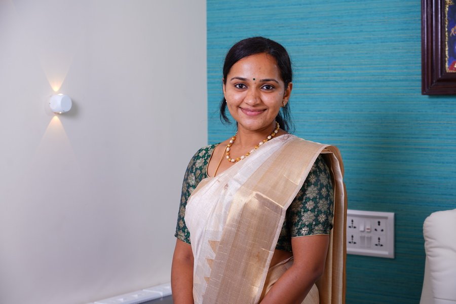 Dr. Dr. Shruthi S